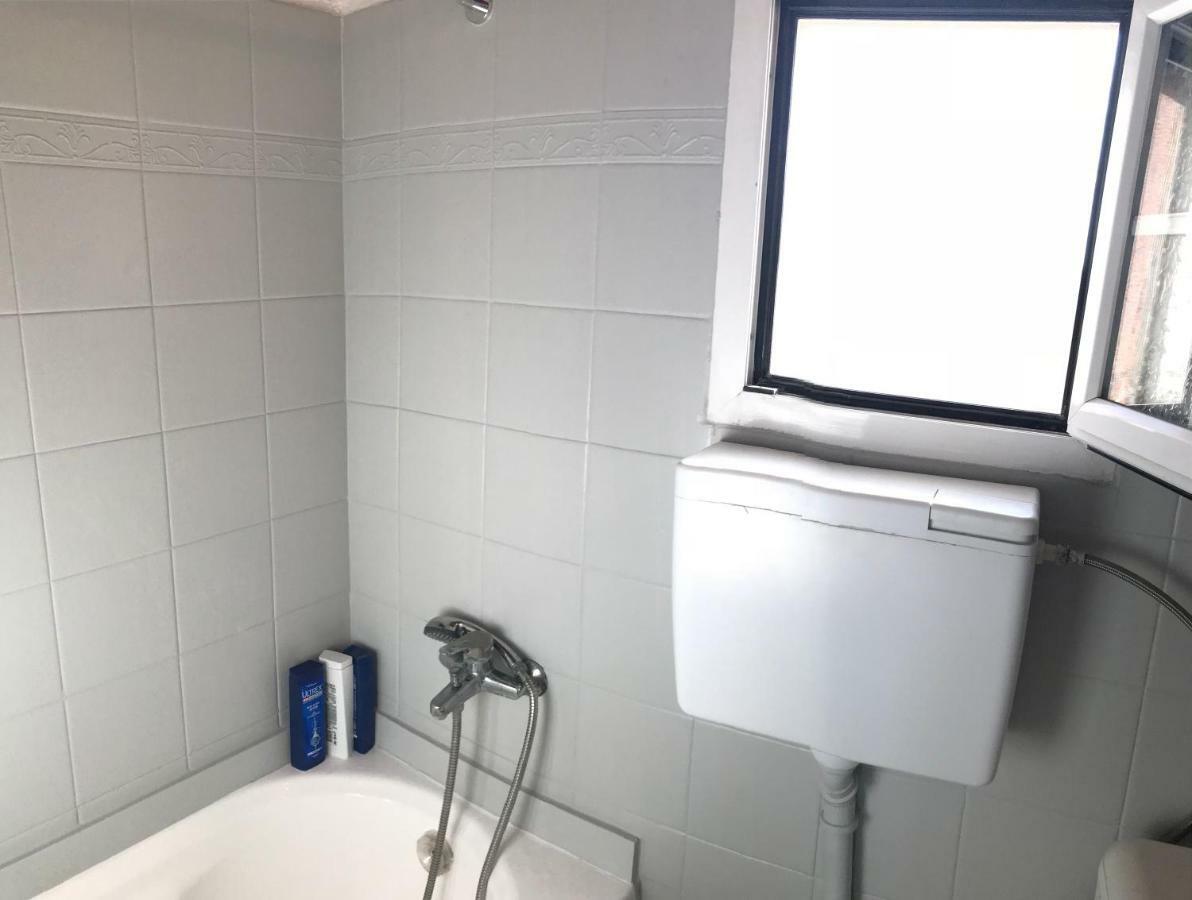 Wooden Ceiling Apartment - Close To City Center Kanali  Экстерьер фото